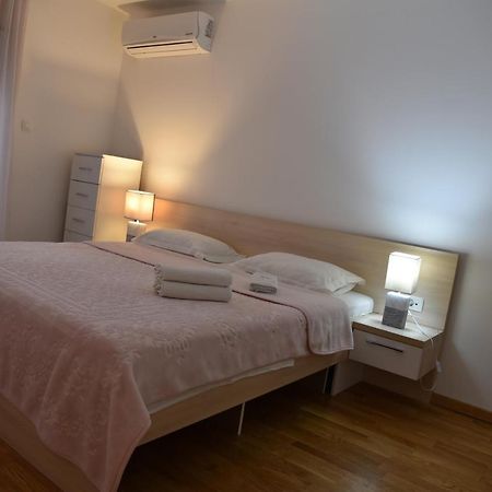 Apartment Lux Fontana Budva Exterior photo