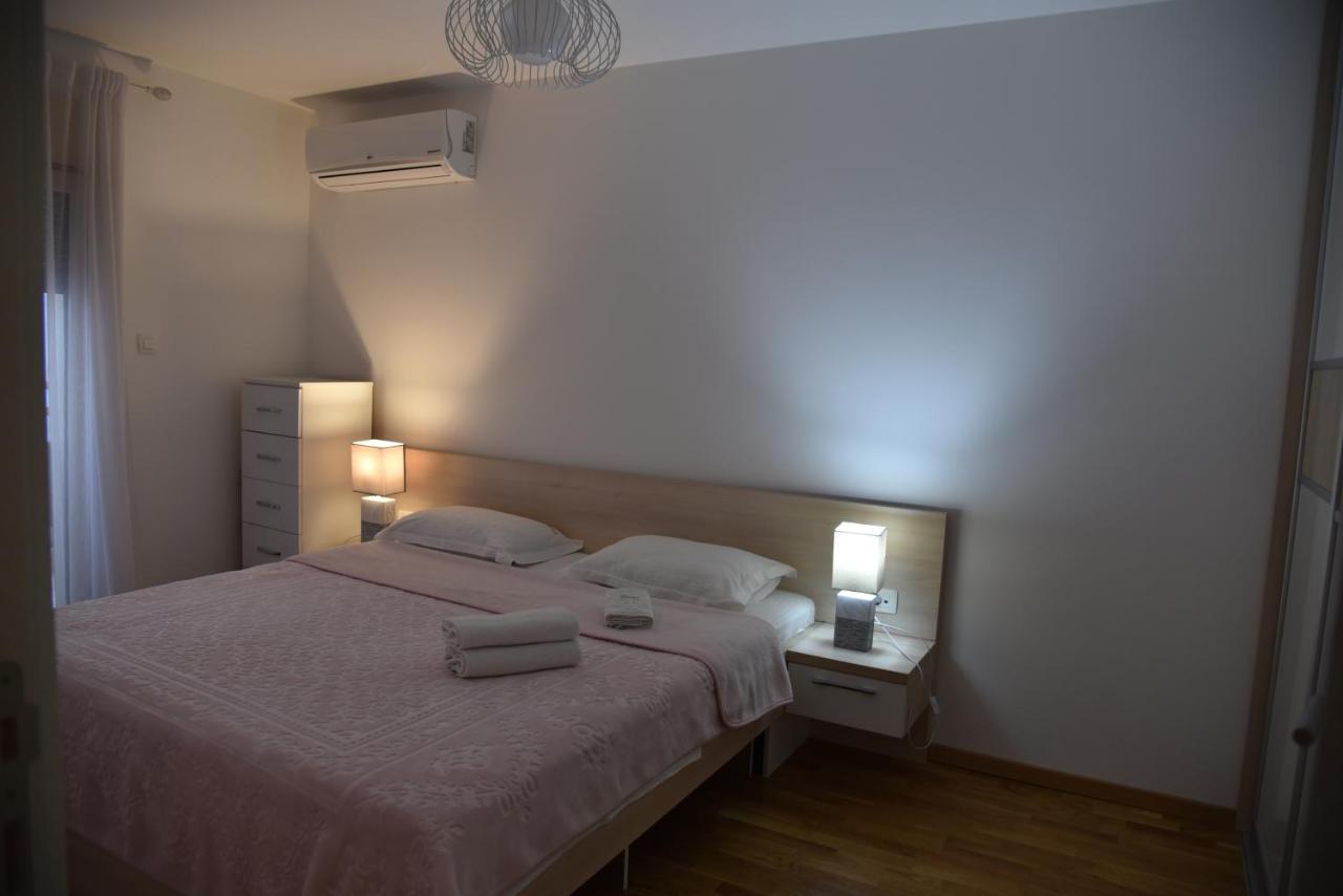 Apartment Lux Fontana Budva Exterior photo